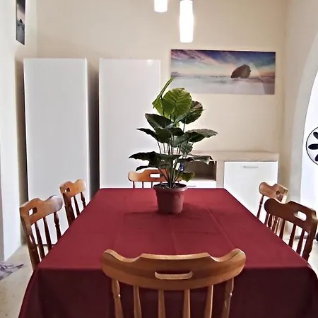 Seafront Amazing View, 2 Bedroom Flat Marsaskala