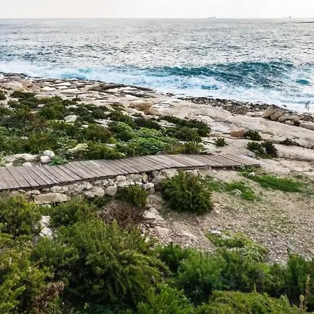Apartment Seafront Amazing View, 2 Bedroom Flat Marsaskala