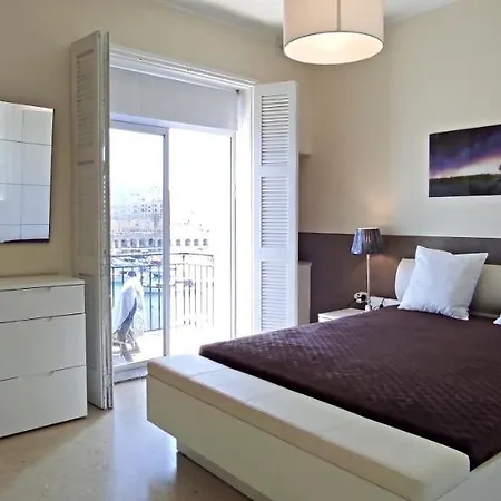 Appartement Seafront Amazing View, 2 Bedroom Flat *